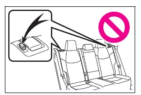 Rear seatback lock indicator with visible red marking